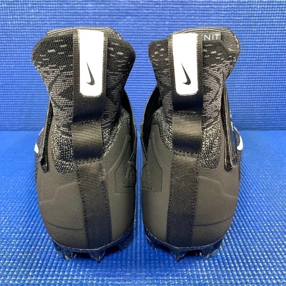 Athletic_Shoes